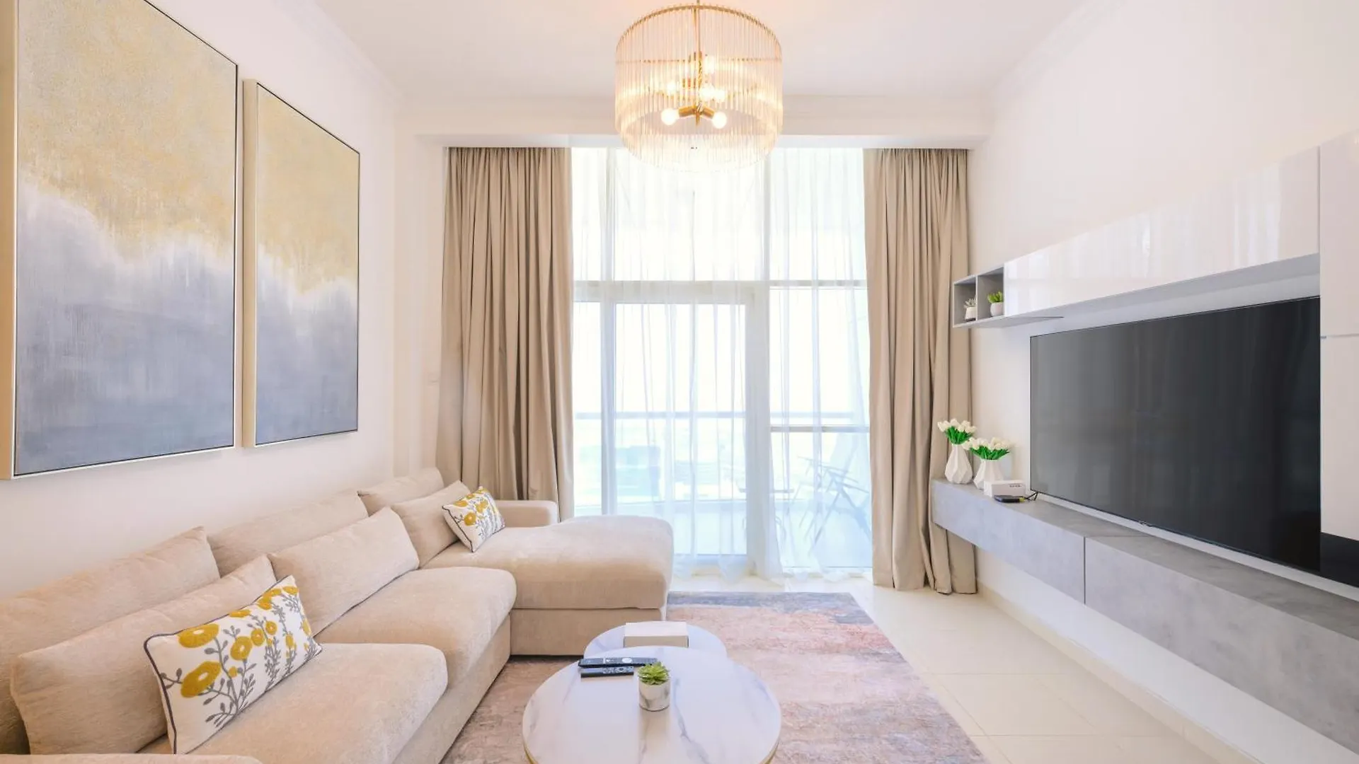 Lovely 1Br In Scala Tower With Canal & Burj View Dubai