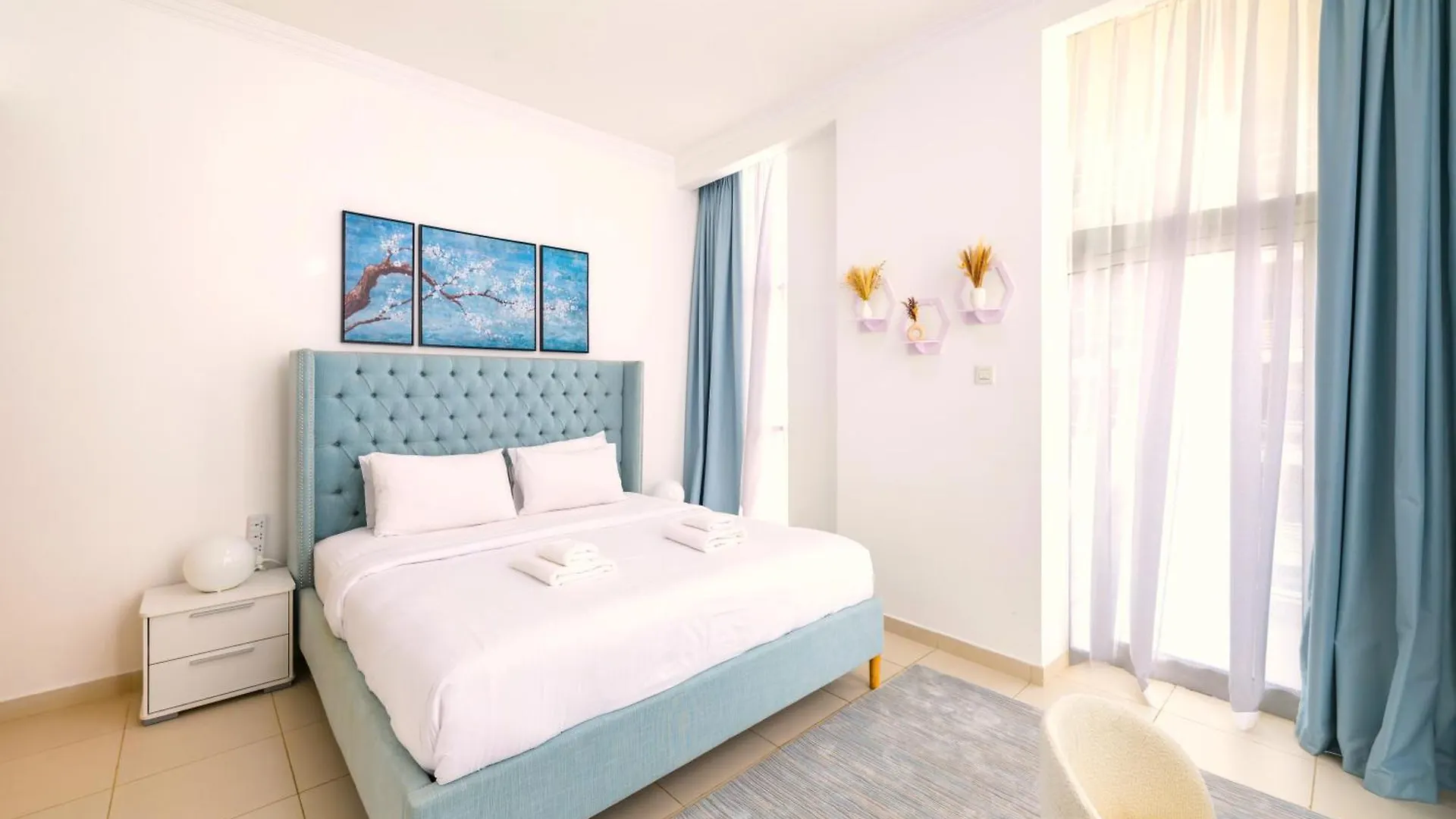 Apartment Lovely 1Br In Scala Tower With Canal & Burj View Dubai