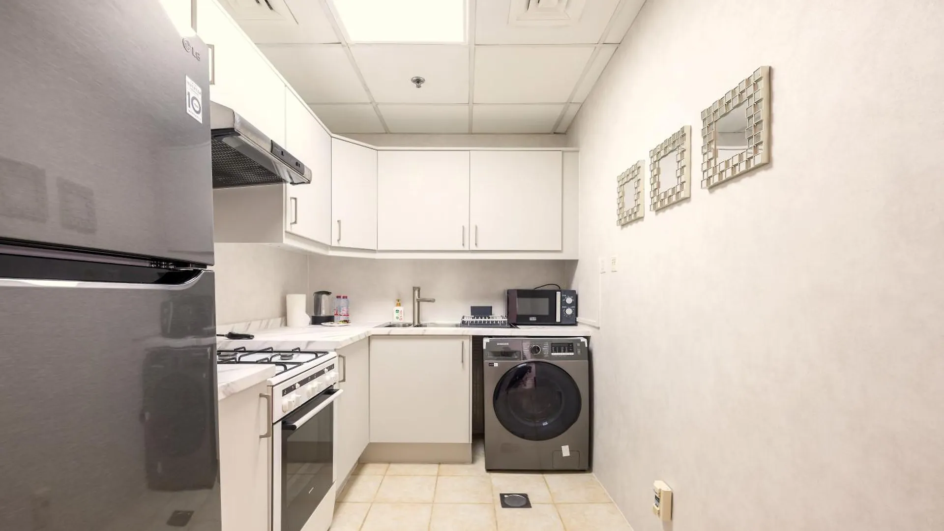 Lovely 1Br In Scala Tower With Canal & Burj View Dubai Apartment