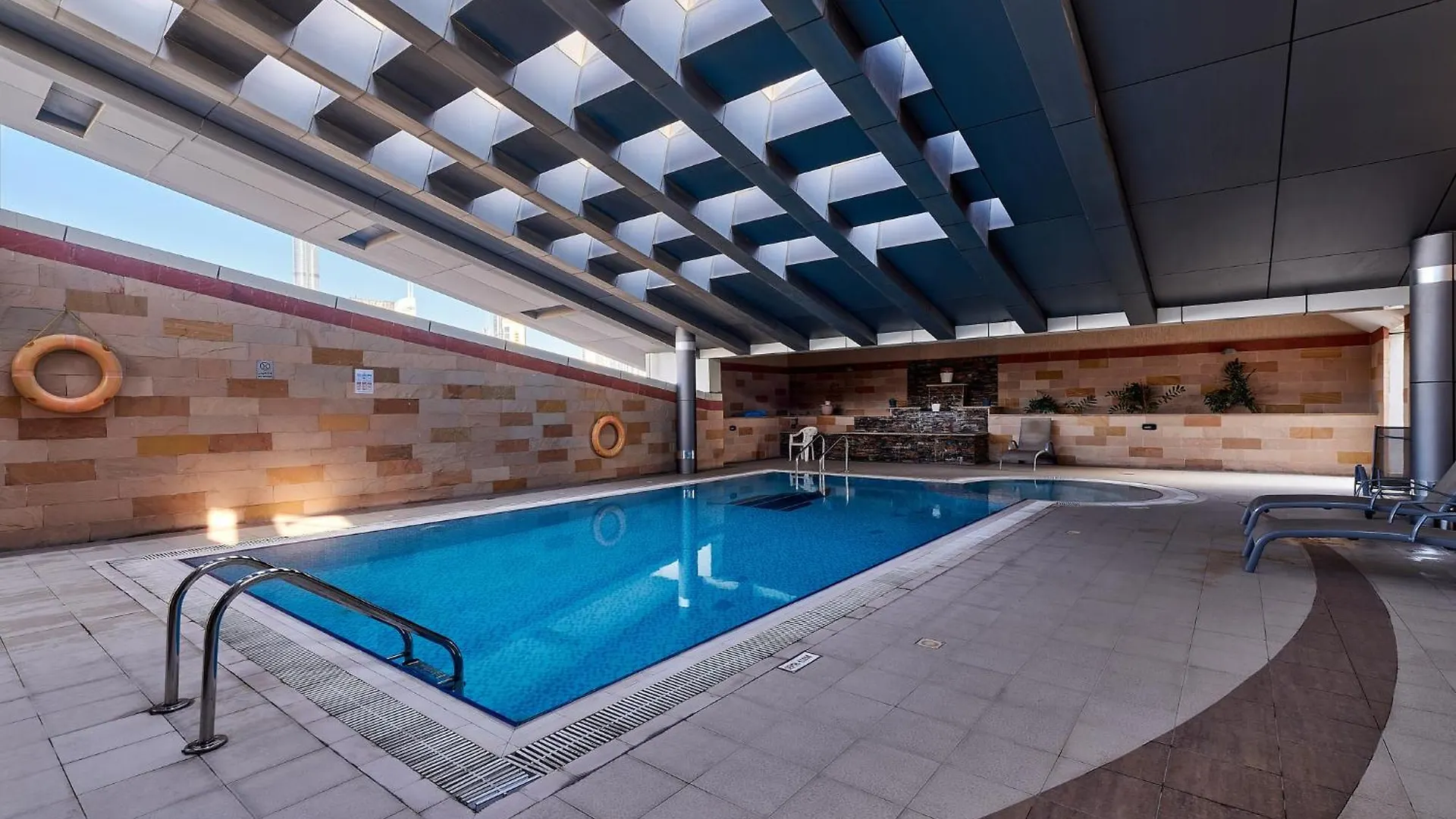 Apartment Lovely 1Br In Scala Tower With Canal & Burj View Dubai