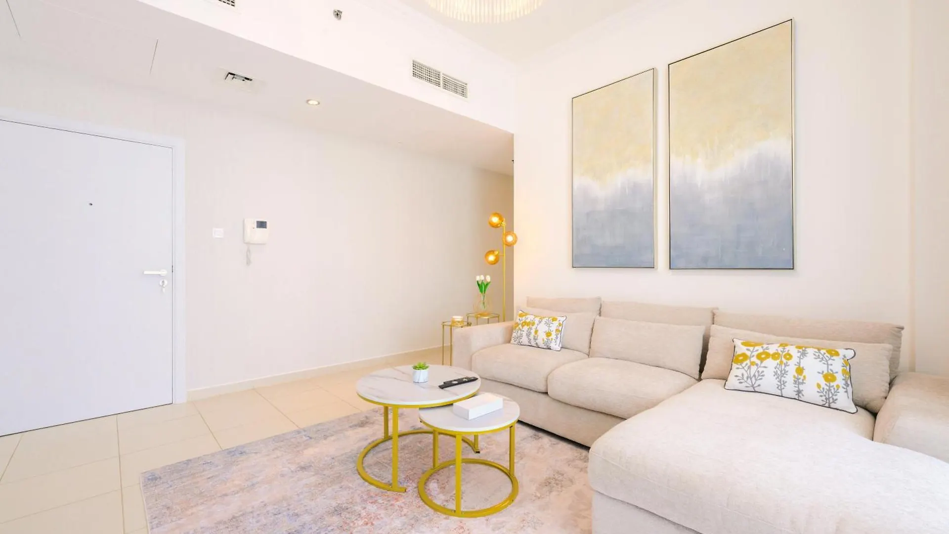 Lovely 1Br In Scala Tower With Canal & Burj View Dubai 0*,