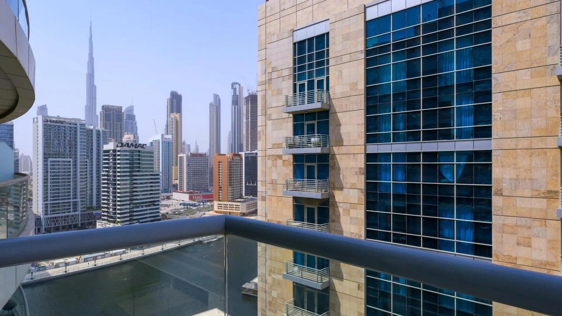 Lovely 1Br In Scala Tower With Canal & Burj View Dubai