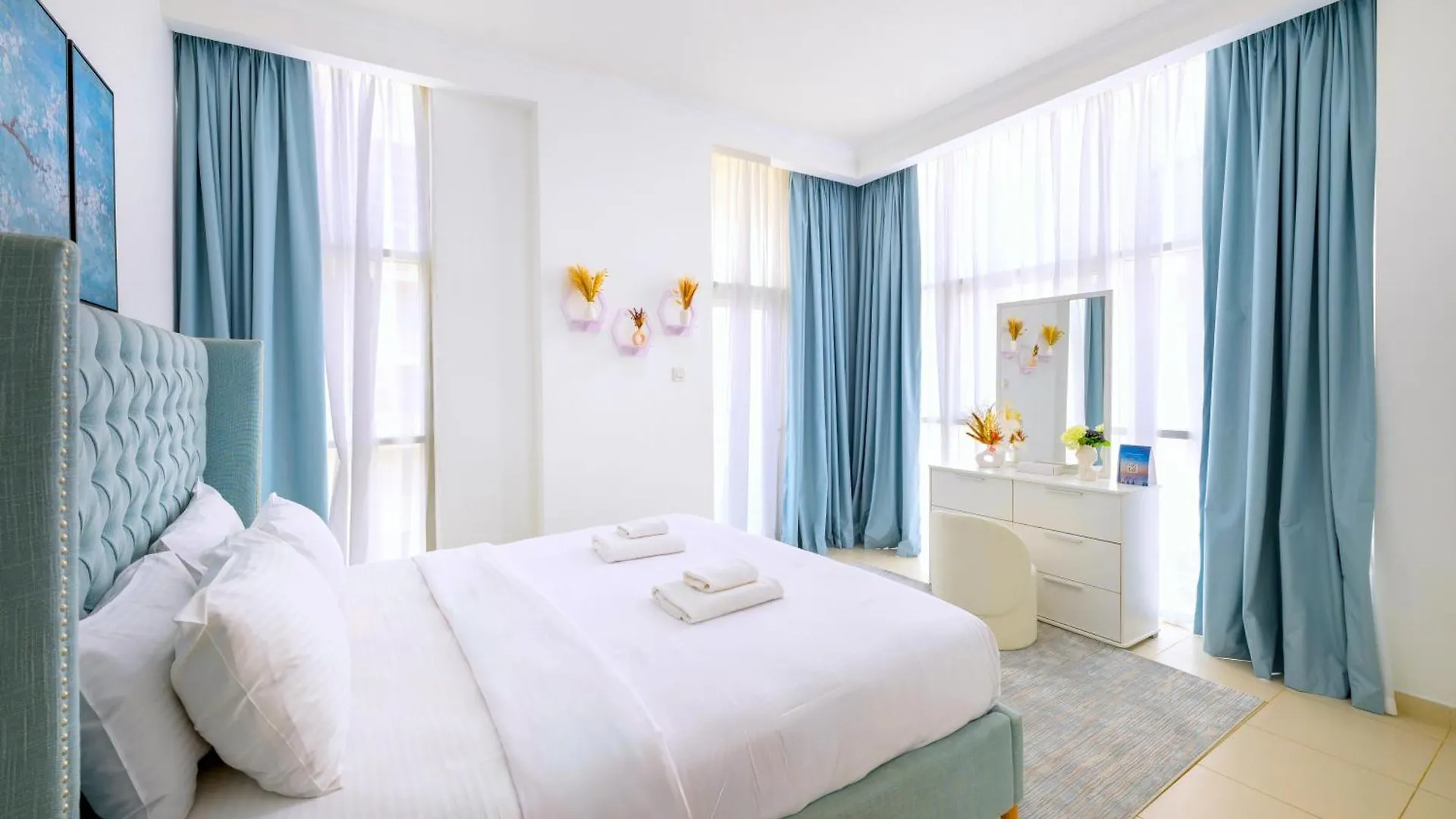 Lovely 1Br In Scala Tower With Canal & Burj View Dubai Apartment